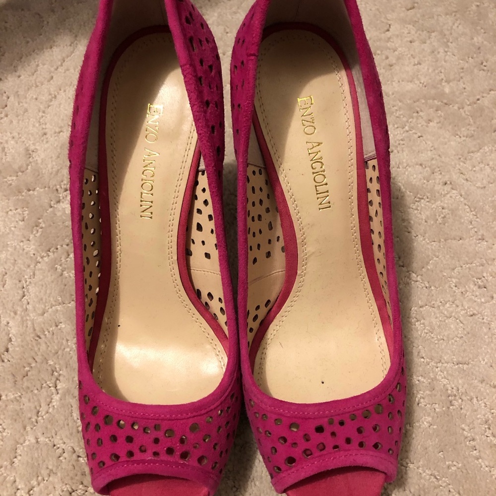 Peep toe heels